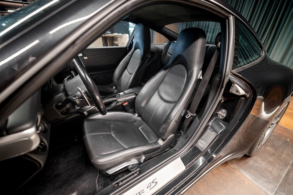 Porsche 911 Carrera 4S 3,8 Coupé PDK 2d