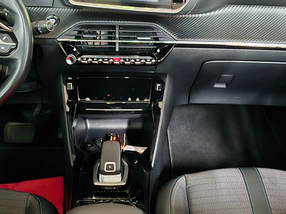 Peugeot 208 1,2 PureTech 100 Allure Sky EAT8 5d