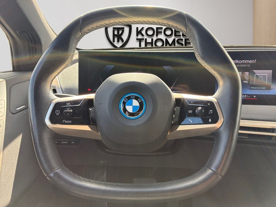 BMW iX xDrive40 5d