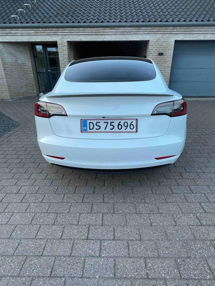 Tesla Model 3 Performance AWD 4d