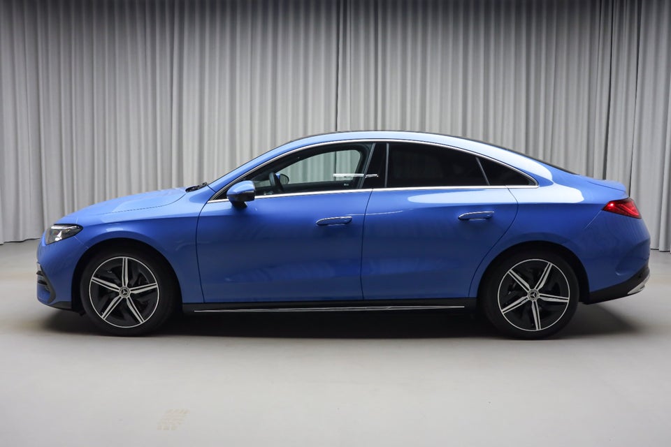 Mercedes CLA250+ electric AMG Premium 4d