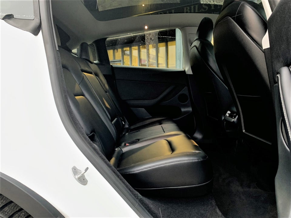 Tesla Model Y Long Range RWD 5d