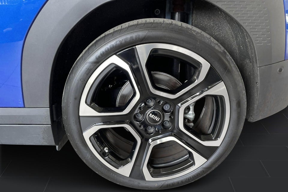 MINI Aceman E Favoured Trim M 5d