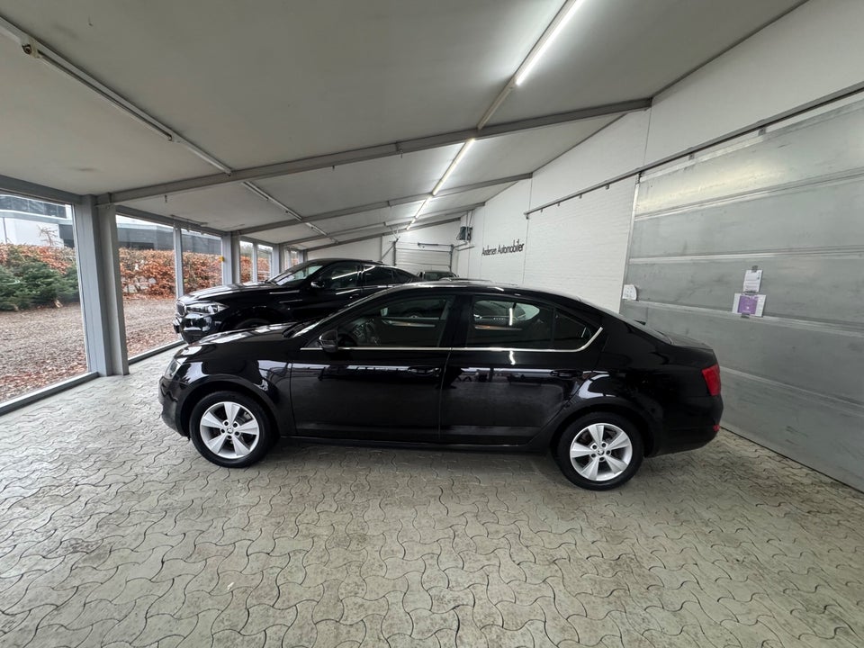 Skoda Octavia 1,2 TSi 105 Elegance 5d