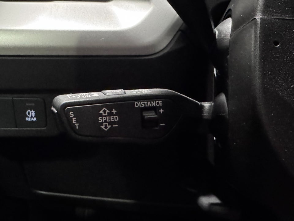 Audi Q4 e-tron 40 Advanced 5d