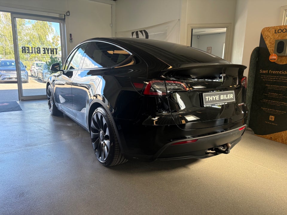 Tesla Model Y Performance AWD 5d