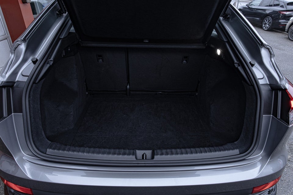 Audi Q4 e-tron 40 S-line Sportback 5d