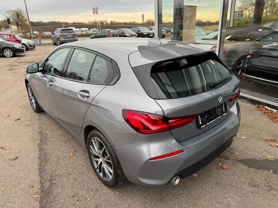 BMW 120i 2,0 Sport Line aut. 5d