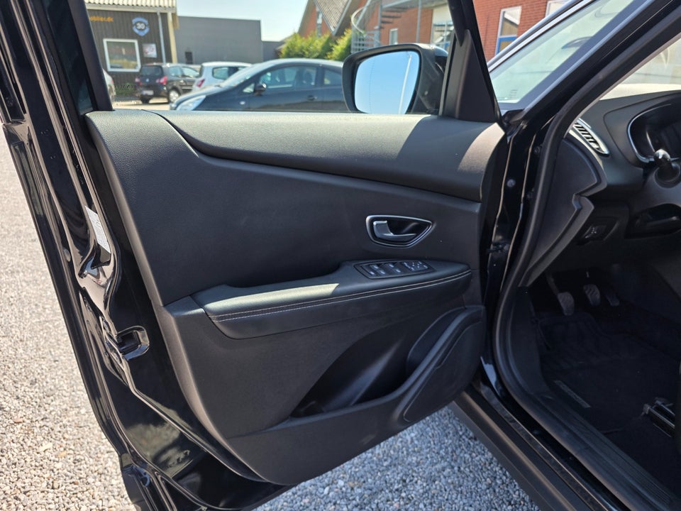 Renault Grand Scenic IV 1,2 TCe 130 Zen 5d