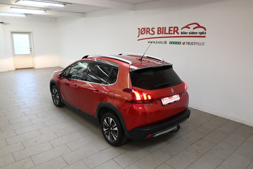 Peugeot 2008 1,6 BlueHDi 100 Allure 5d