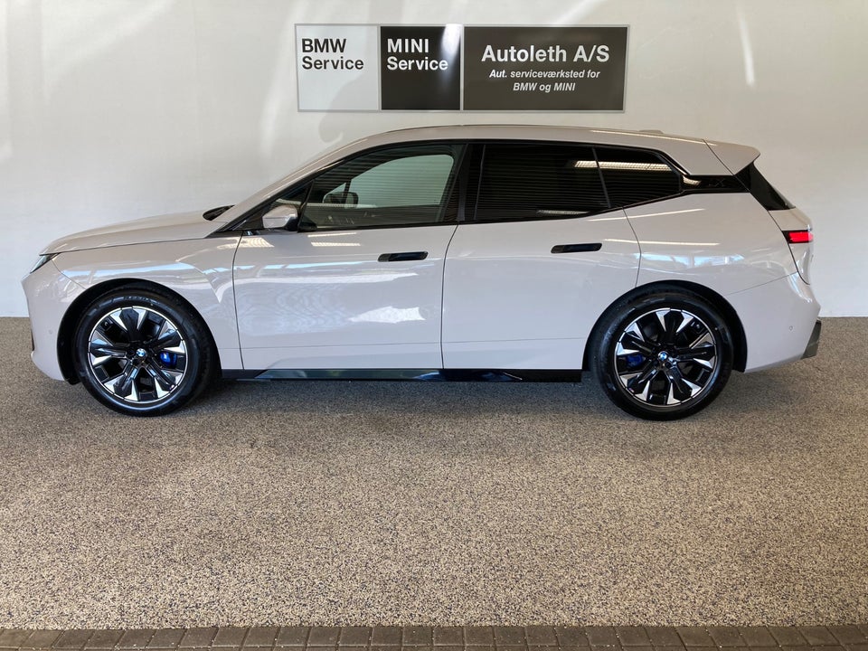 BMW iX xDrive45 M-Sport 5d