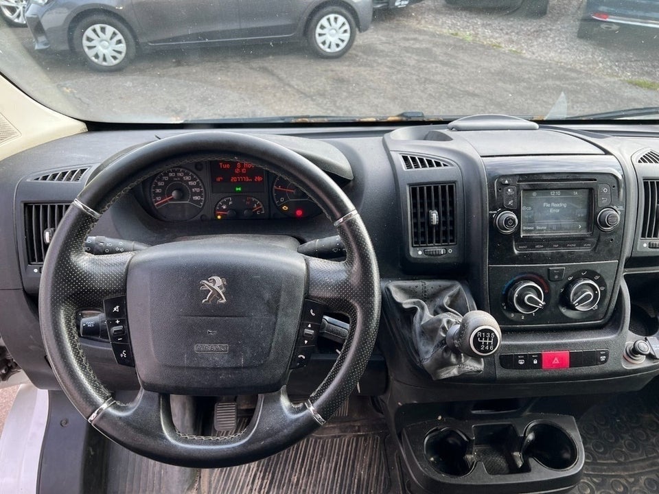 Peugeot Boxer 333 2,0 BlueHDi 130 L2 2d