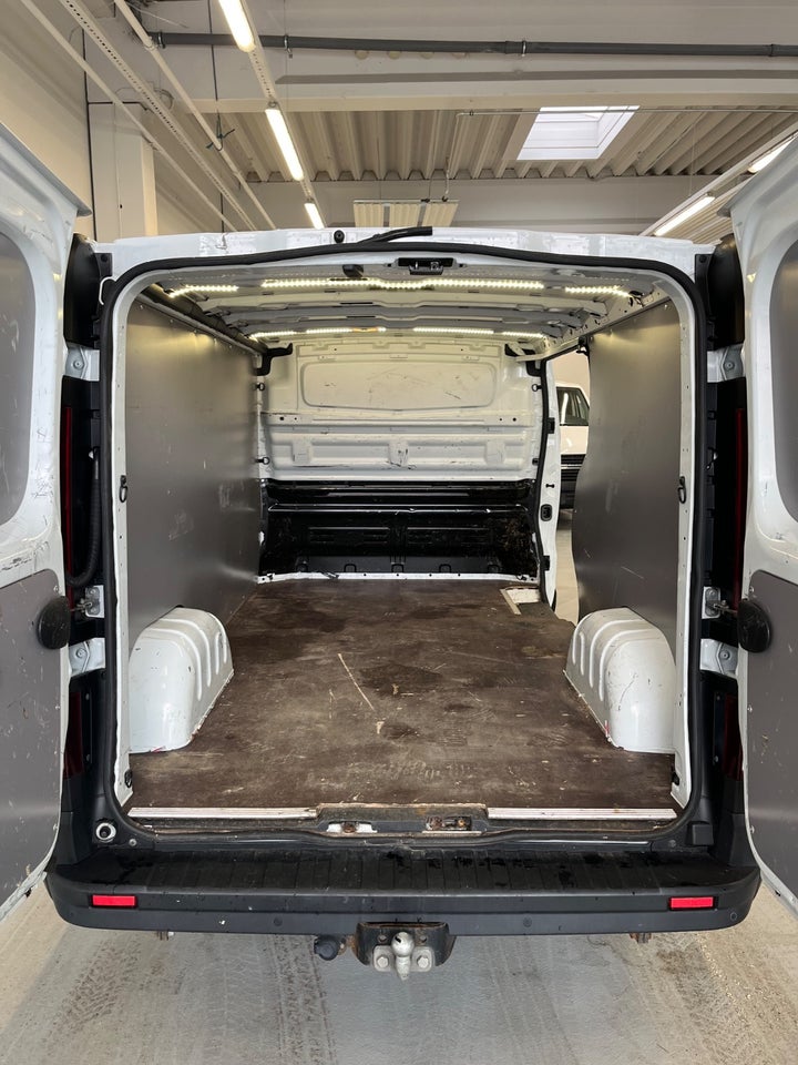 Renault Trafic T29 2,0 dCi 120 L2H1