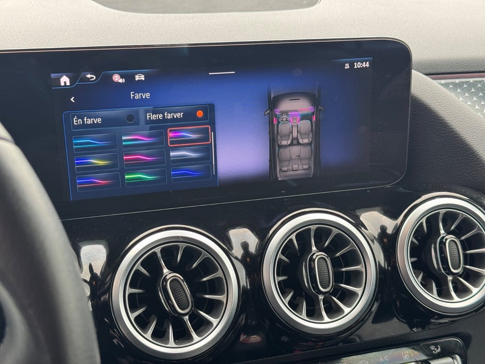Mercedes EQA250+ 5d