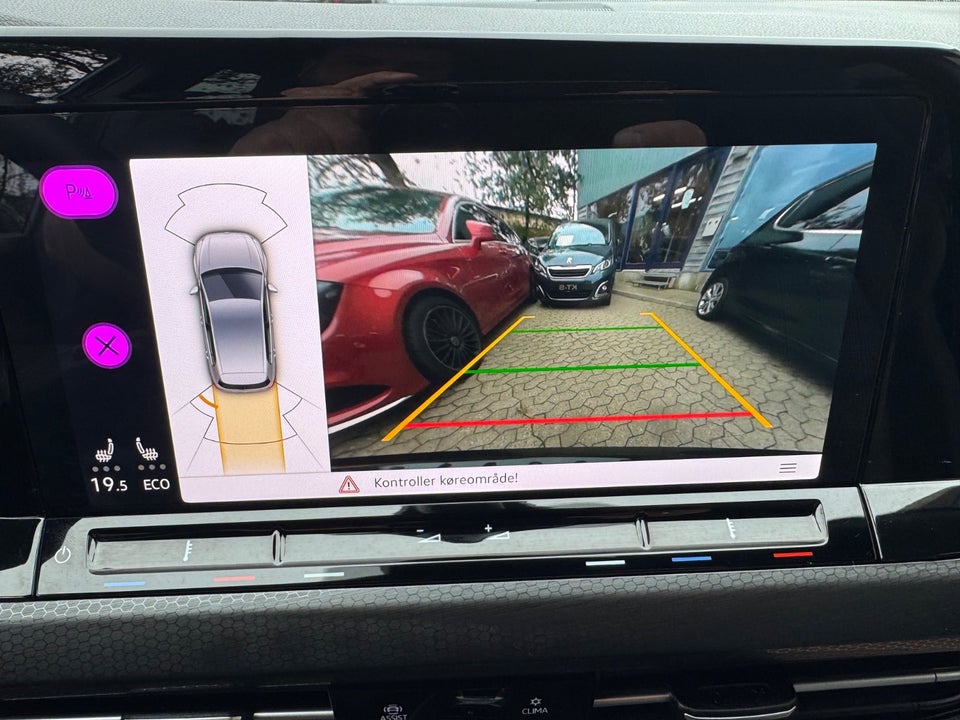 VW Golf VIII 1,4 GTE DSG 5d