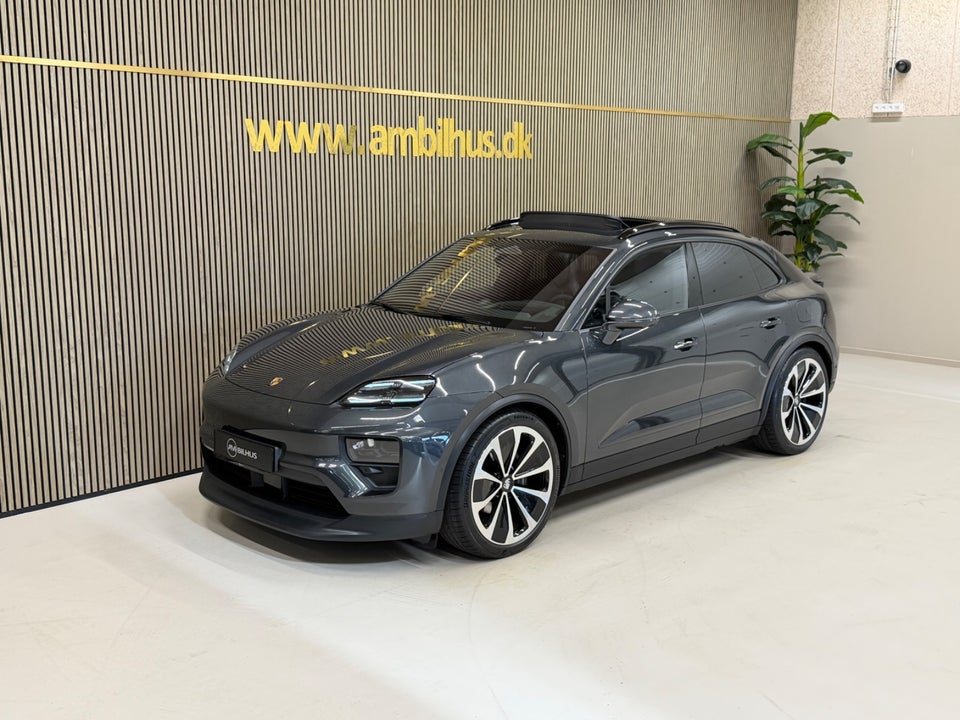 Porsche Macan 4 5d
