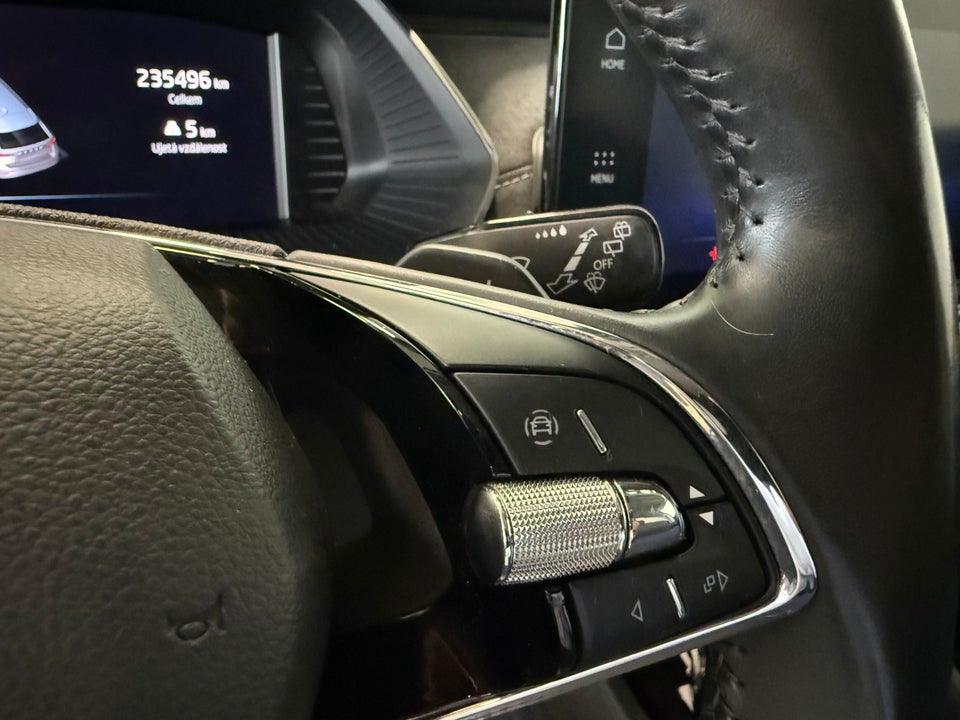 Skoda Octavia 2,0 TDi 150 Style Combi DSG 5d