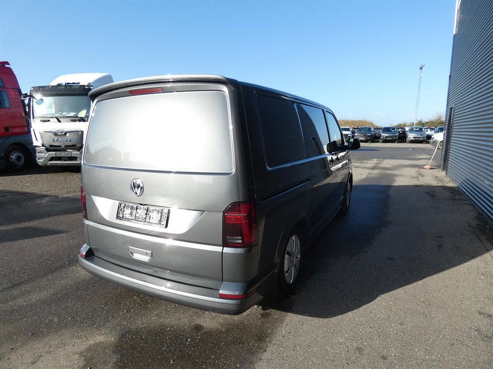 VW Transporter 2,0 TDi 150 Kassevogn DSG kort