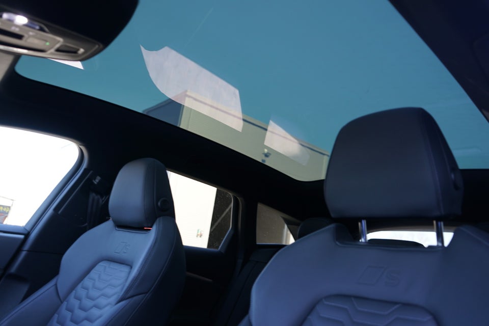 Audi A6 e-tron S-line performance Avant 5d