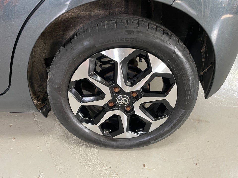 Toyota Aygo 1,0 VVT-i x-sky 5d