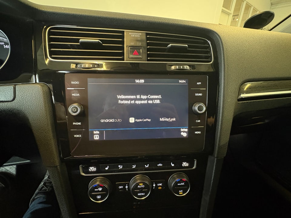 VW Golf VII 1,4 TSi 150 Highline DSG 5d