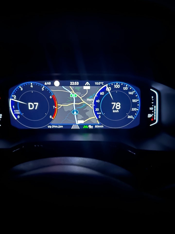 VW Polo 1,0 TSi 110 R-line DSG 5d