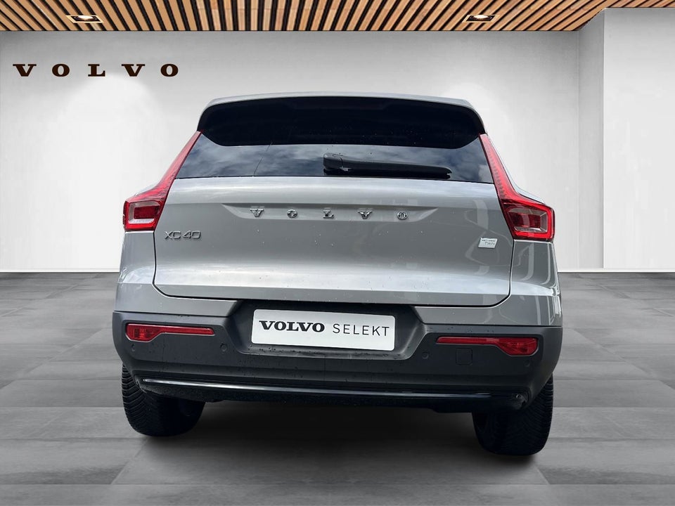 Volvo XC40 ReCharge Twin Ultimate 5d