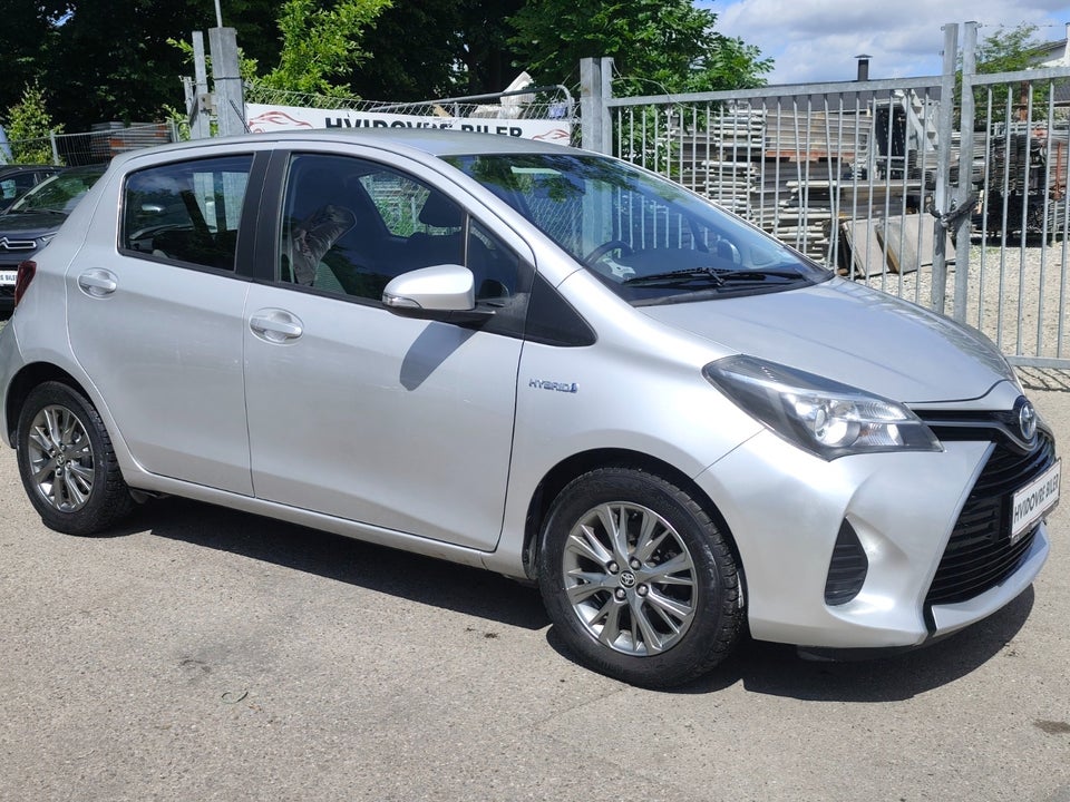 Toyota Yaris 1,5 Hybrid H2 Komfort e-CVT 5d