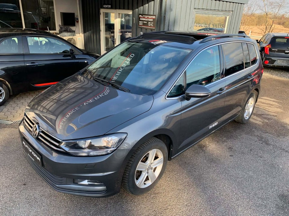 VW Touran 1,6 TDi 115 Highline DSG Van 5d