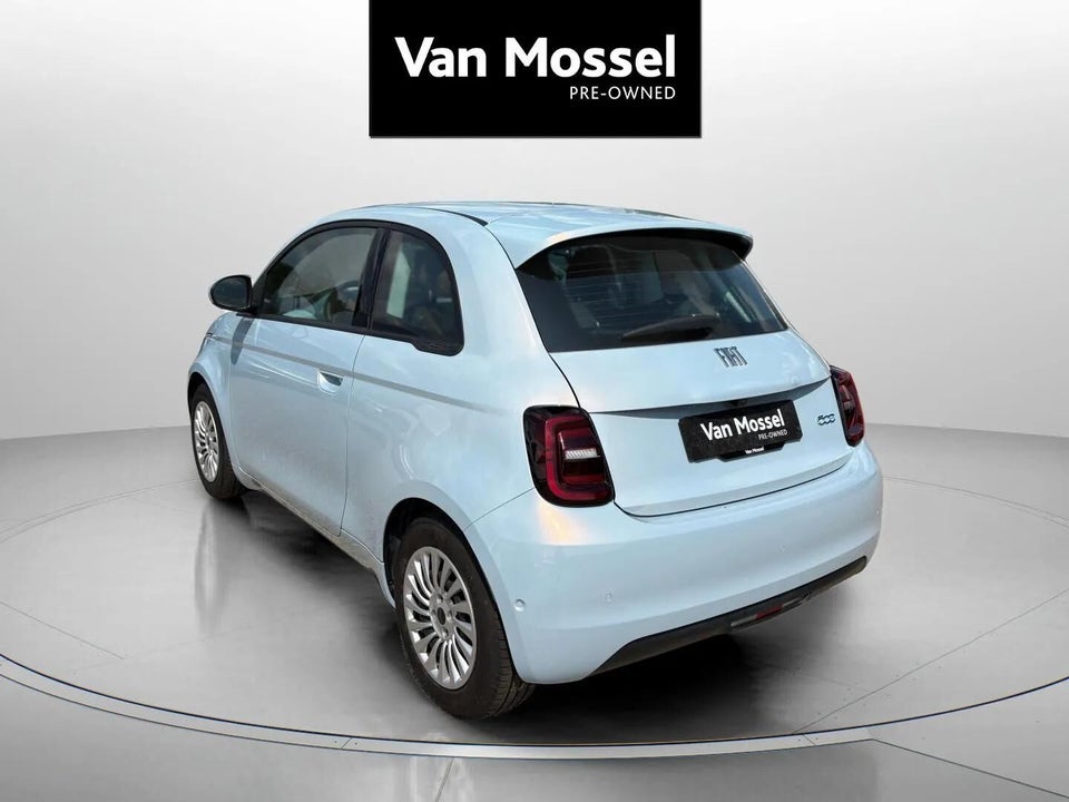 Fiat 500e 42 Icon 3d