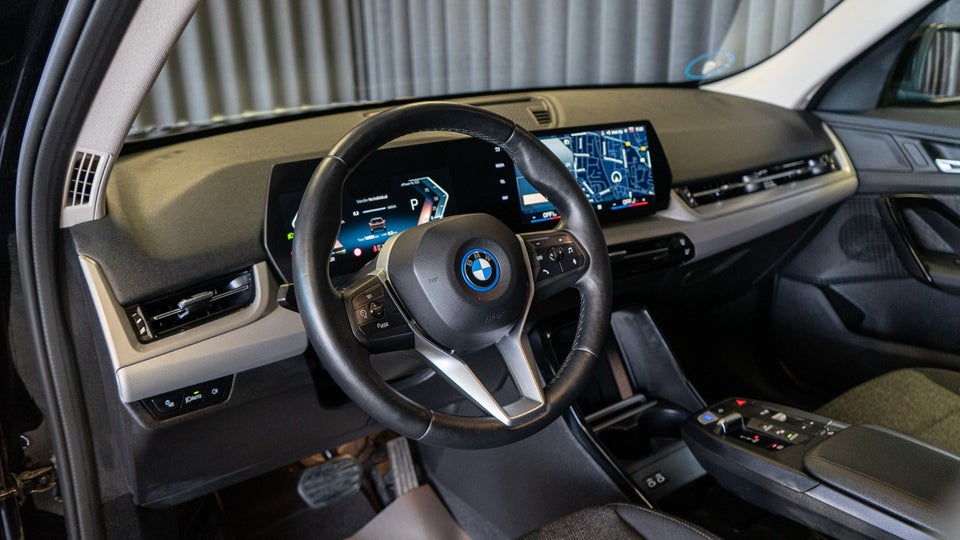 BMW iX1 eDrive20 X-Line 5d