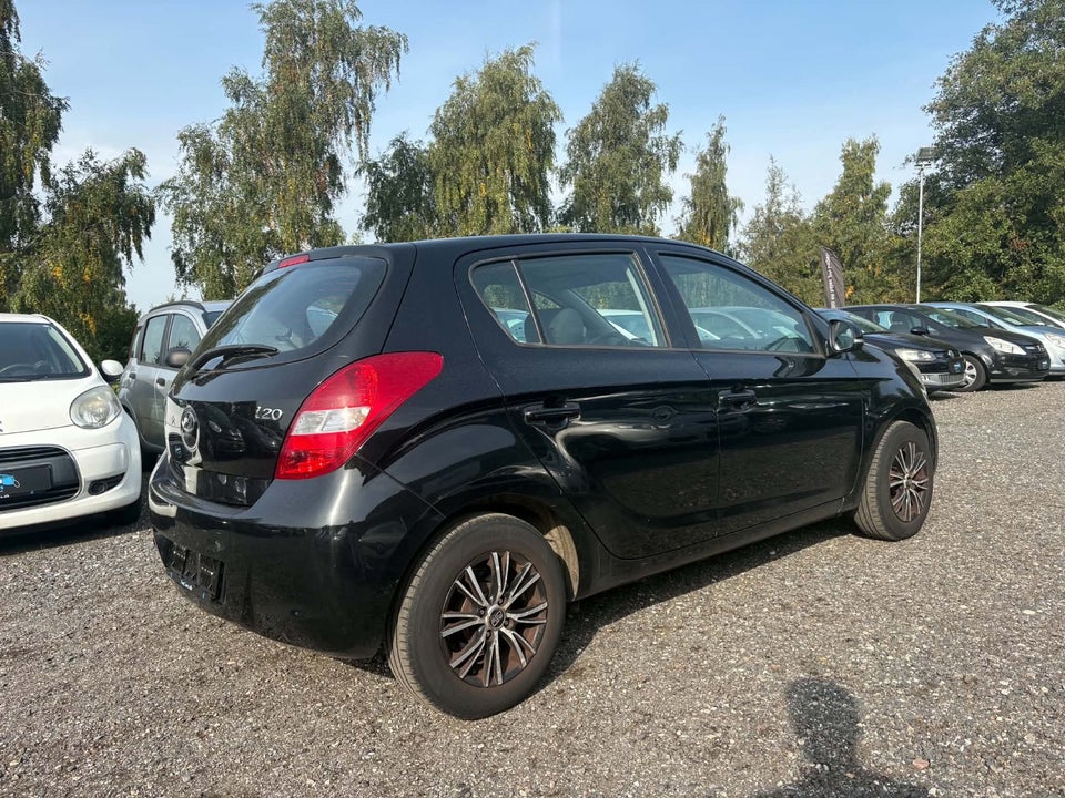 Hyundai i20 1,25 Classic 5d