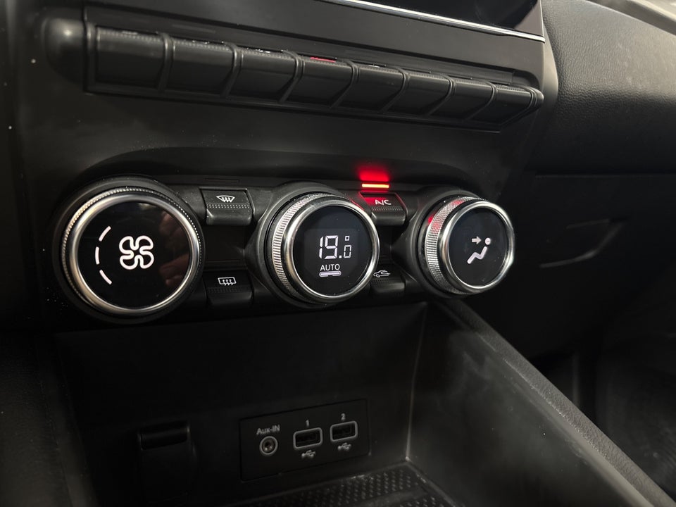 Renault Captur 1,6 E-Tech Intens 5d