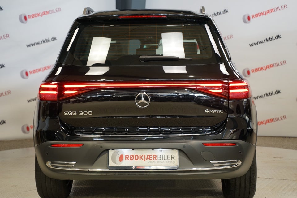 Mercedes EQB300 Progressive Advance Plus 4Matic 5d