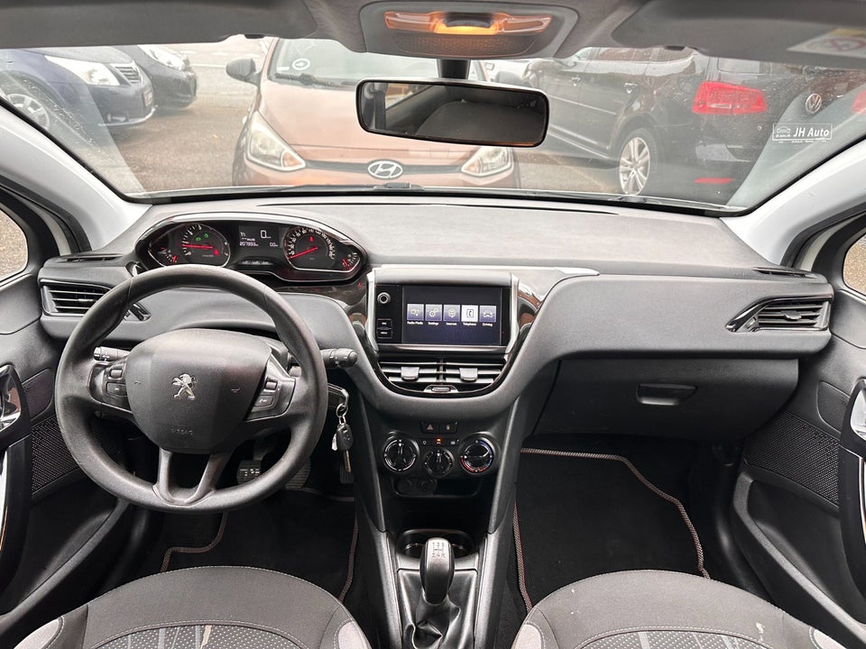 Peugeot 208 1,2 VTi Active 5d