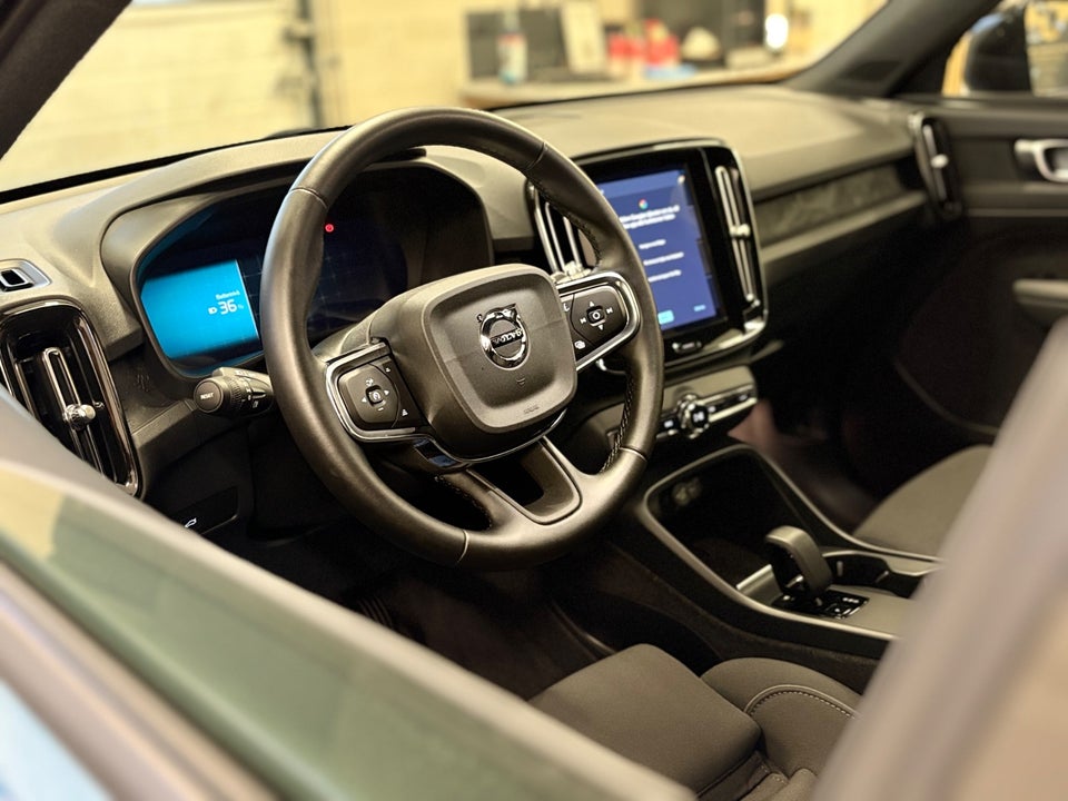 Volvo EX40 Extended Range Core 5d