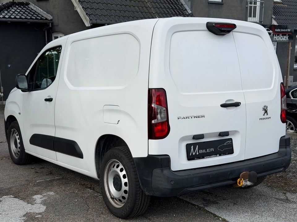 Peugeot Partner 1,5 BlueHDi 100 L1V2 Ultimate Van