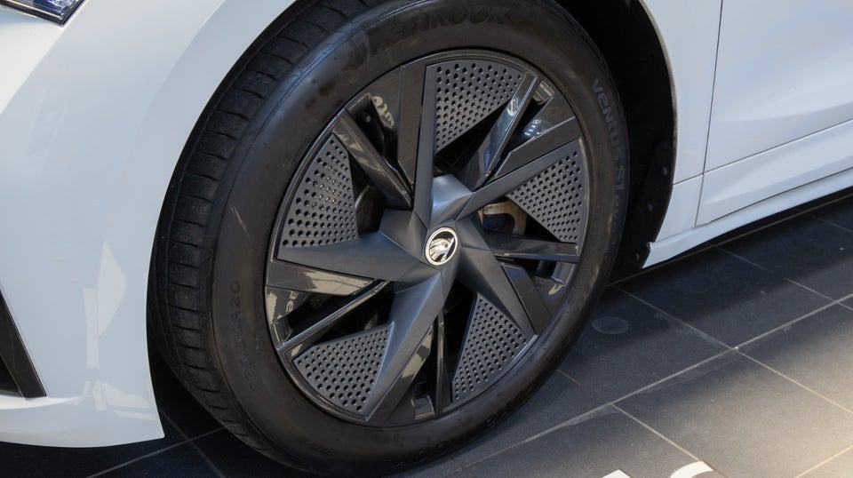 Skoda Enyaq iV RS 5d