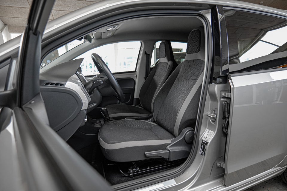 VW e-Up! Style Plus 5d