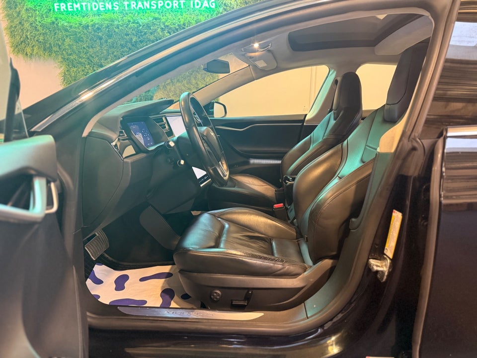 Tesla Model S P85D 5d