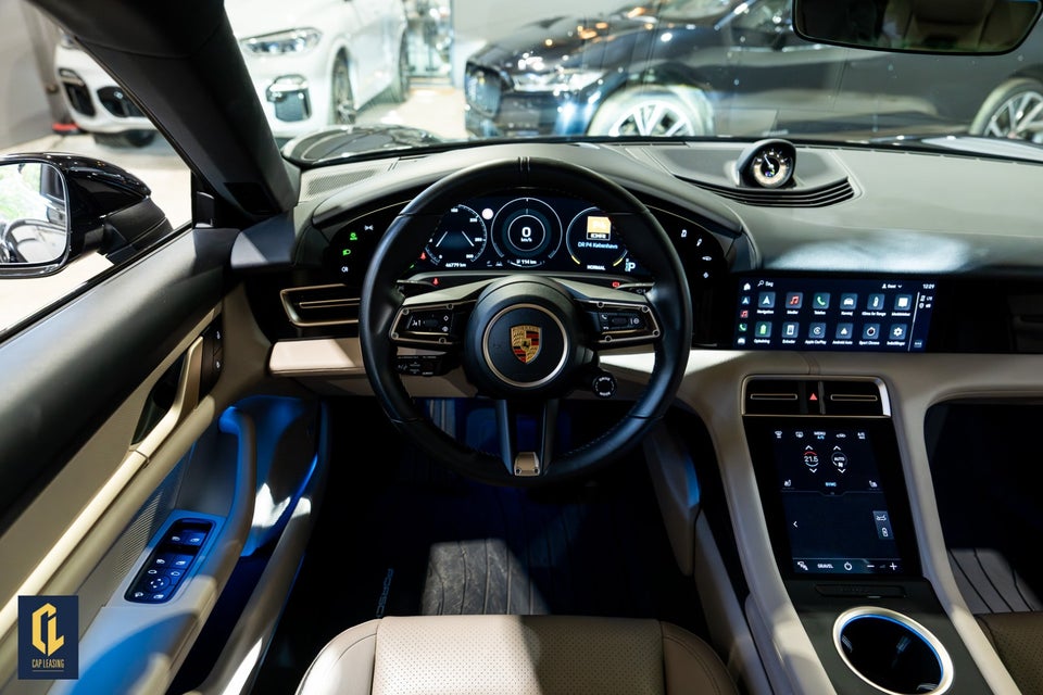 Porsche Taycan 4S Performance+ Cross Turismo 5d