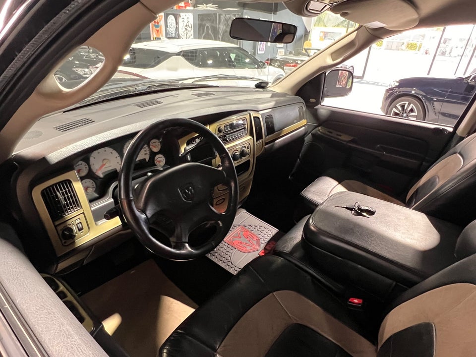 Dodge RAM 1500 5,7 V8 Hemi SLT Quad Cab aut. 4d