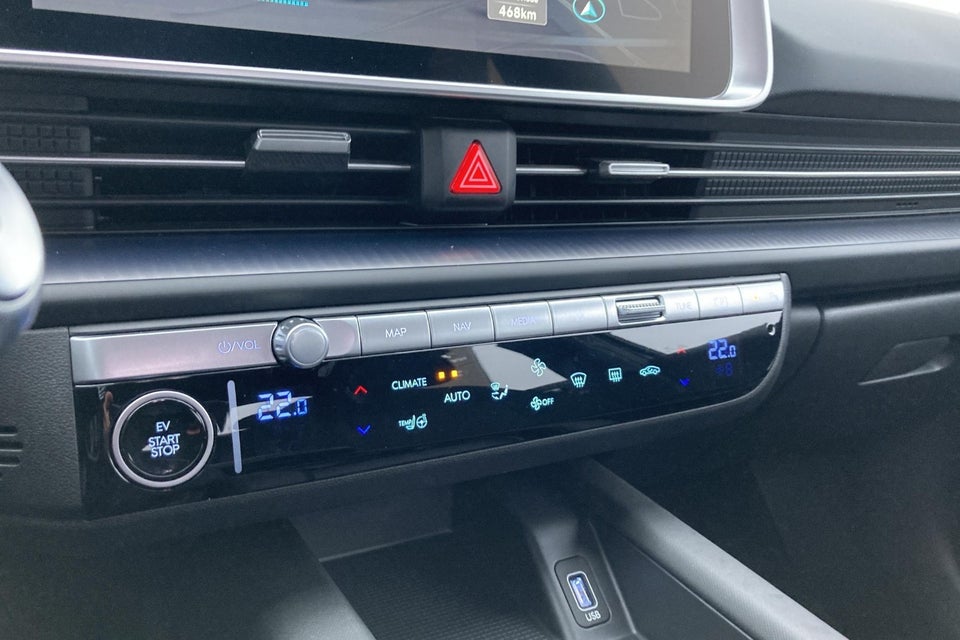 Hyundai Ioniq 6 77 Essential 4d