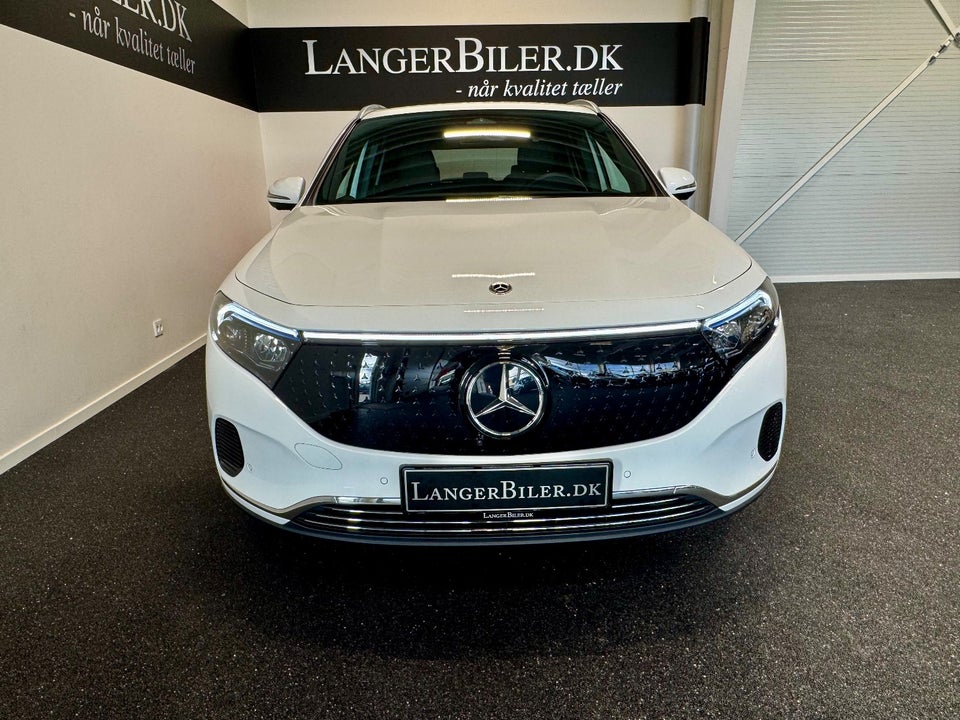 Mercedes EQA300 Progressive 4Matic 5d