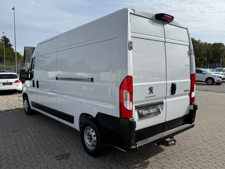 Peugeot Boxer 333 2,2 BlueHDi 140 L3H2 Premium