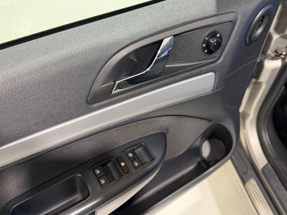 Skoda Octavia 1,6 TDi 105 Elegance 5d