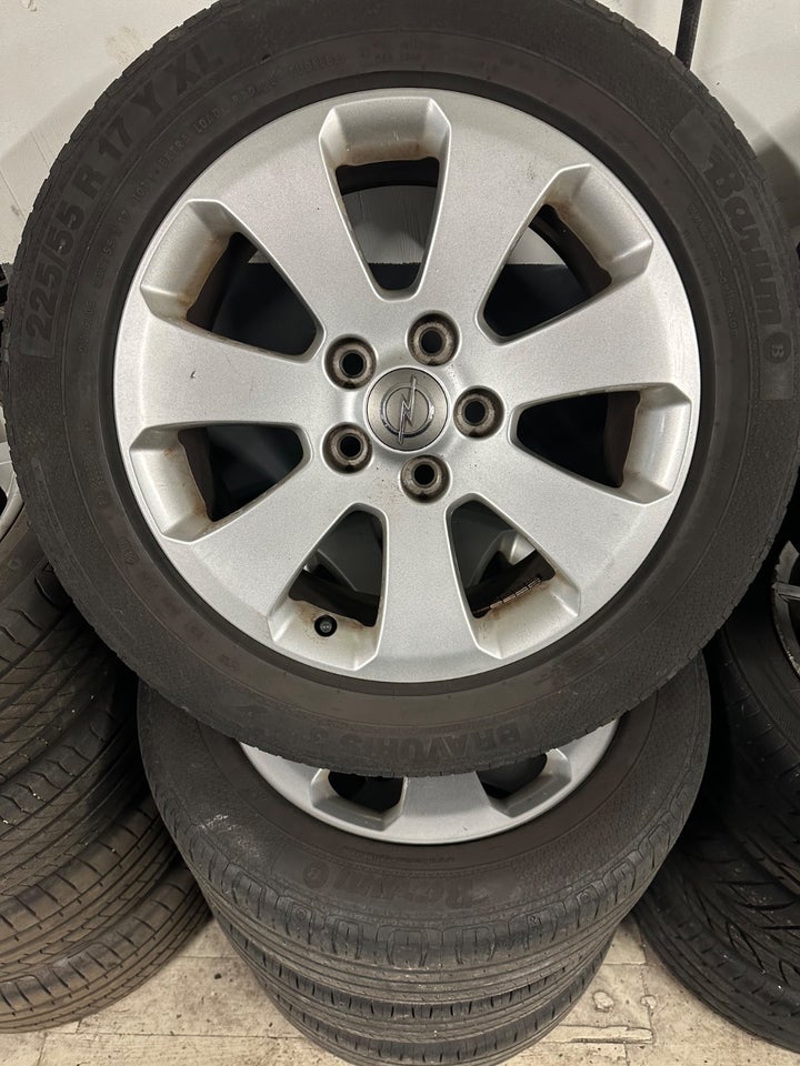 Opel Insignia 1,8 Edition Sports Tourer 5d