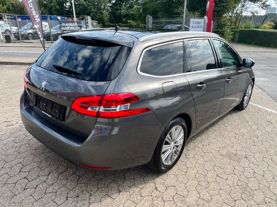 Peugeot 308 1,6 BlueHDi 120 Allure Sky SW 5d