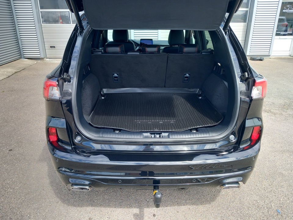 Ford Kuga 2,5 PHEV ST-Line X CVT 5d