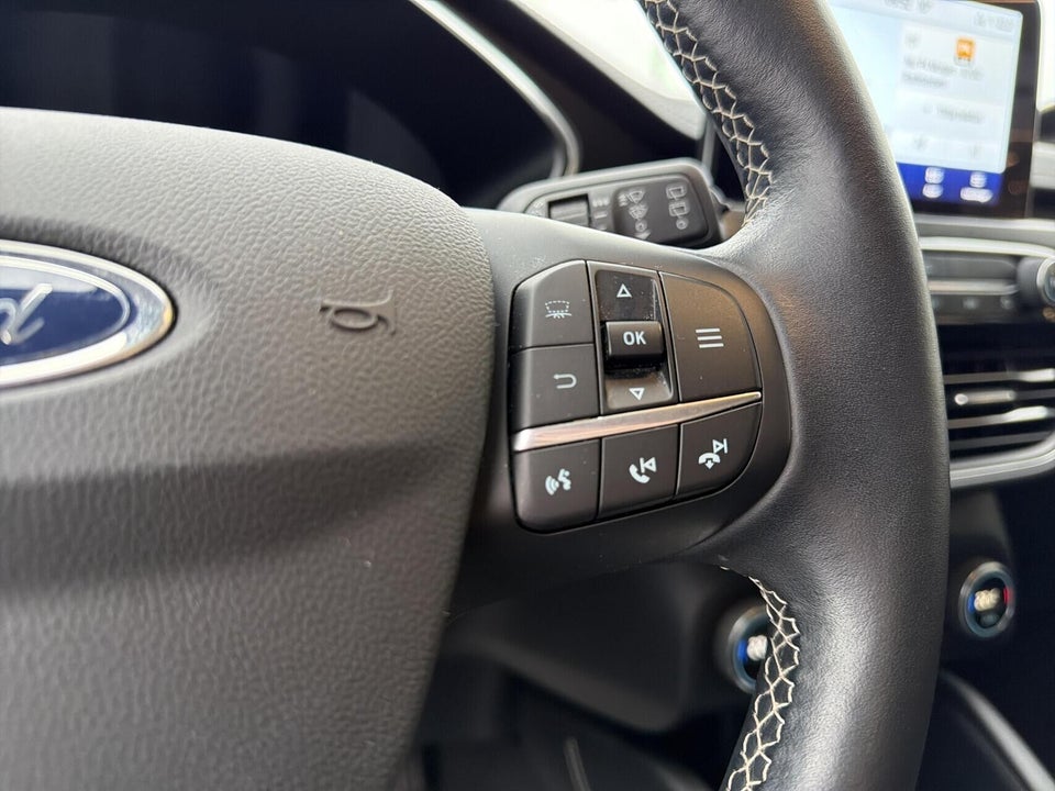 Ford Kuga 2,5 PHEV Vignale CVT 5d